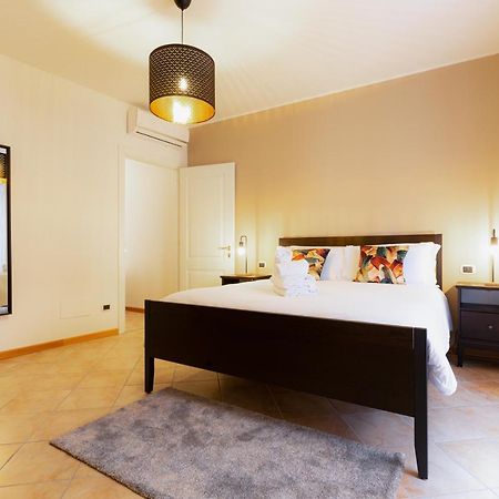 Porta Torre Como Apartment - By Relais Di Giada المظهر الخارجي الصورة
